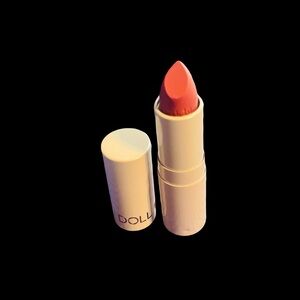 Doll 10 Vibrant Coral Lipstick